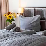 Prora - Ferienwohnung Mit 2 Balkonen - Kapitaenskajuete 빈츠